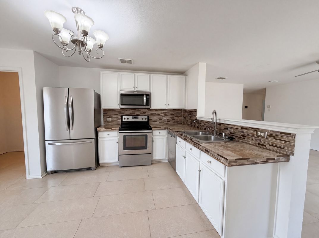 Property photo 2 of 1120 Beaverwood Ln
