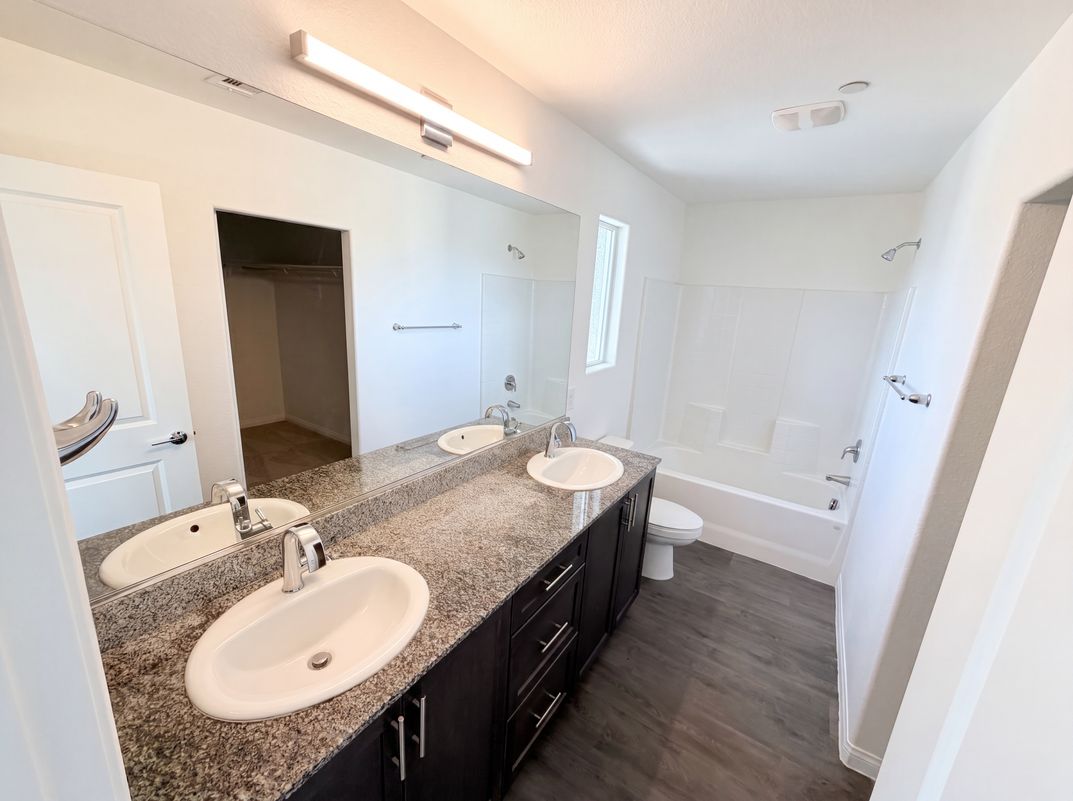 Photo 18 of 41 of 6875 Crimson Shadow St, North Las Vegas, NV