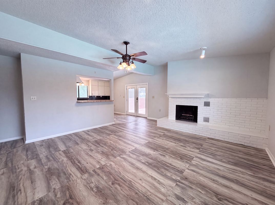 Photo 3 of 21 of 1605 Raiford Rd, Starke, FL