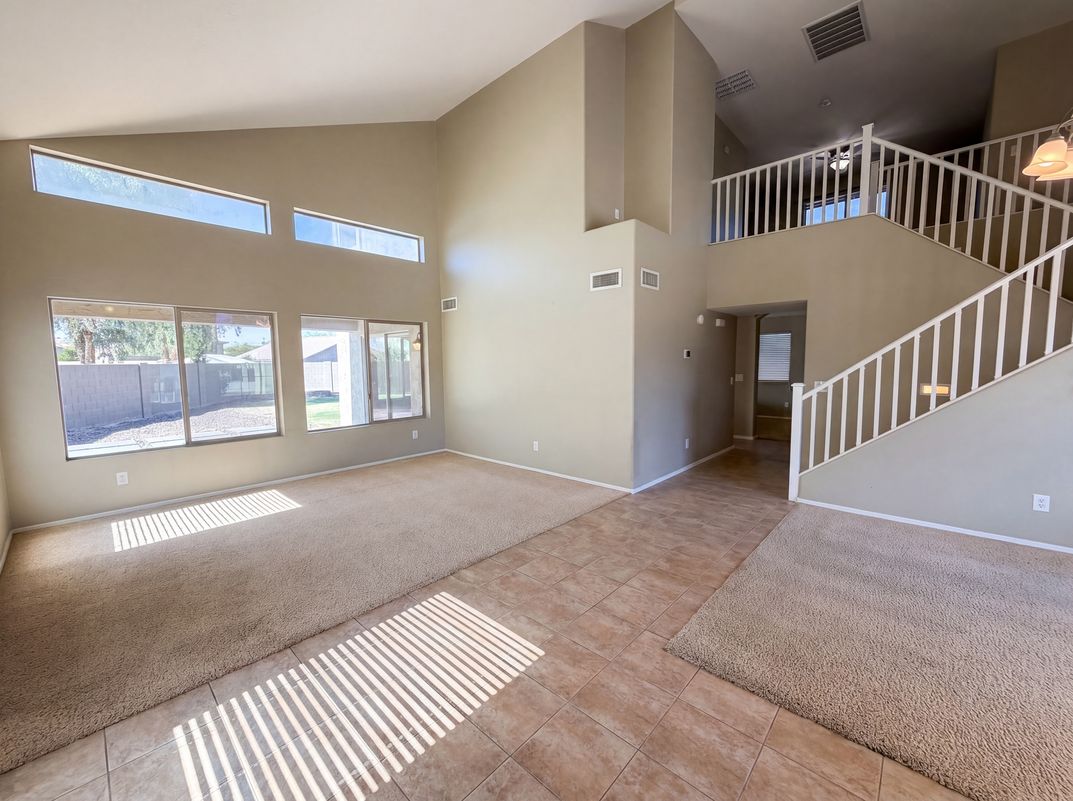 Property photo 3 of 11397 W Lincoln St