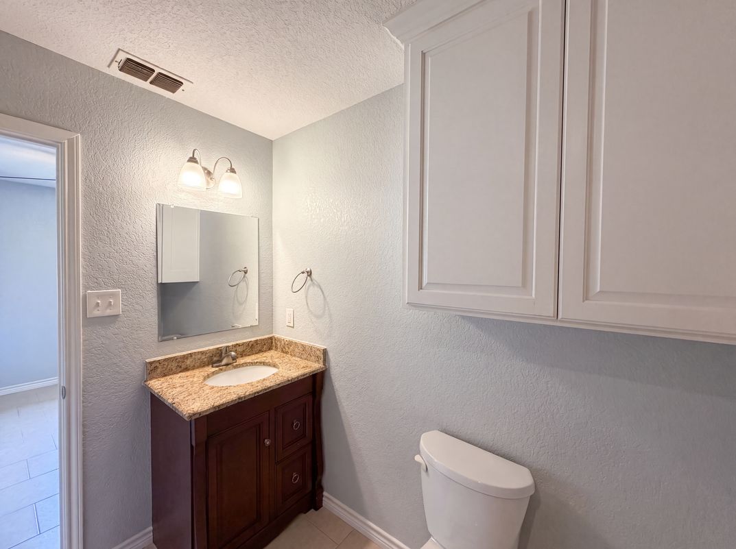 Photo 16 of 19 of 502 Jennings St, Nocona, TX