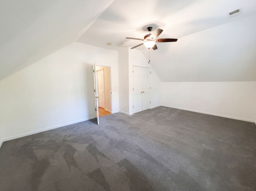 Photo 20 of 27 of 8692 Hickory Creek Ct, North Charleston, SC