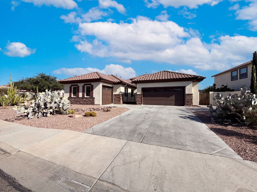 Photo 16 of 40 of 701 E Charlevoix Ave, Gilbert, AZ