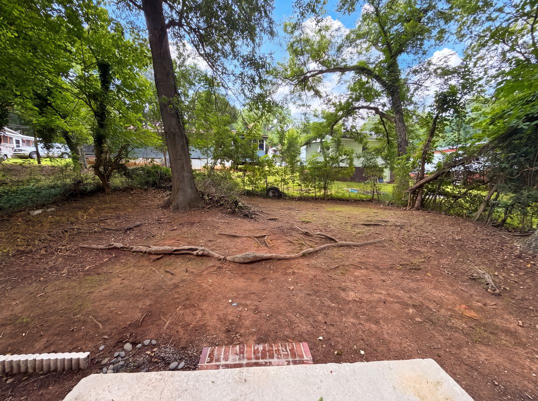 Photo 13 of 17 of 511 Manigault St, Winnsboro, SC