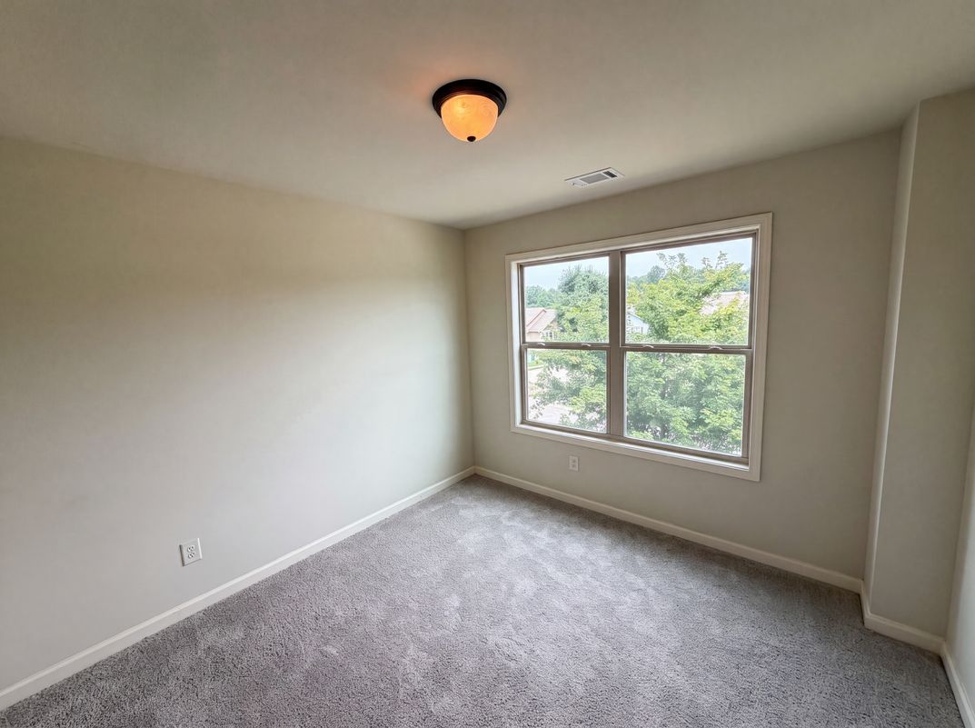 Photo 21 of 45 of 1036 Glenwyck Dr, Braselton, GA