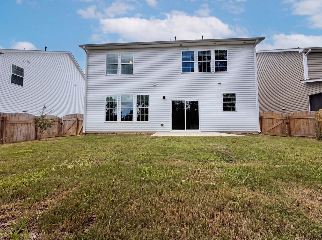 Photo 5 of 26 of 93 Spring Crest Dr, Angier, NC