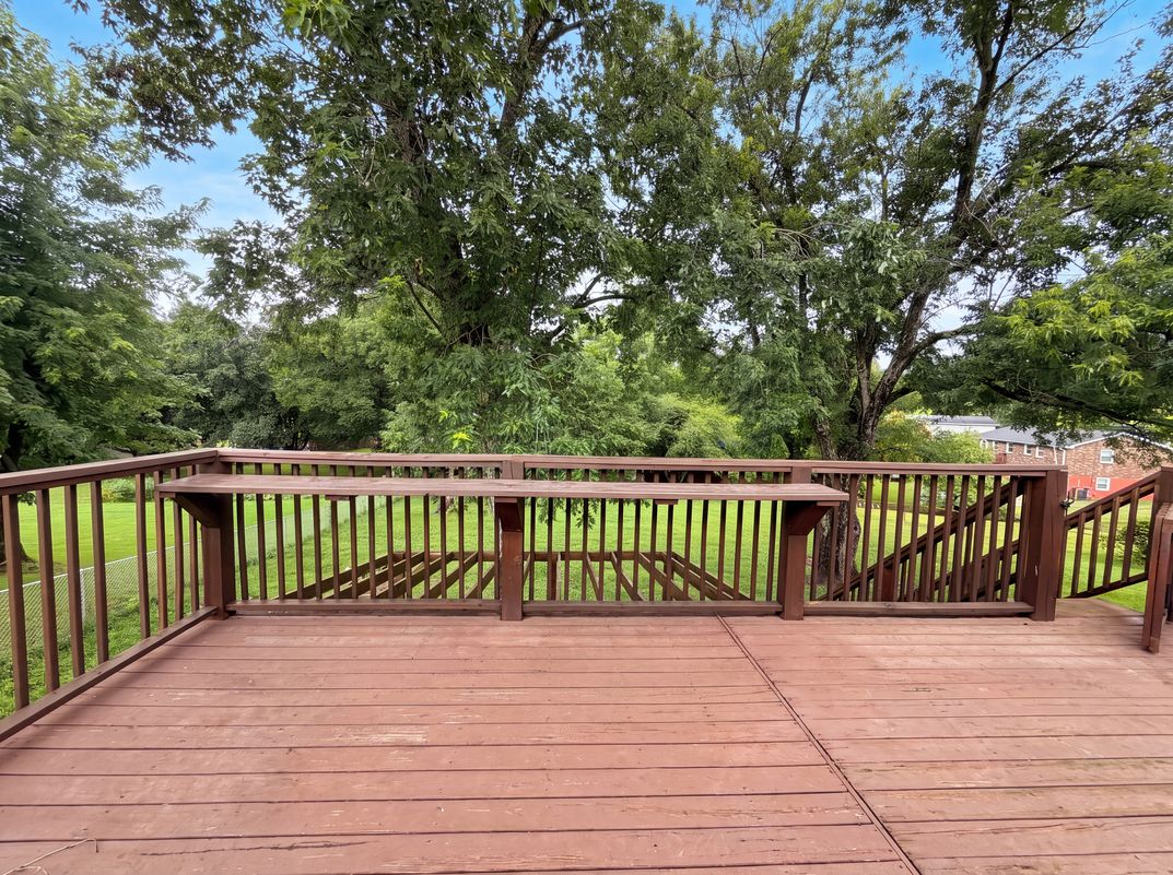 Photo 24 of 26 of 102 S Valley Rd, Hendersonville, TN