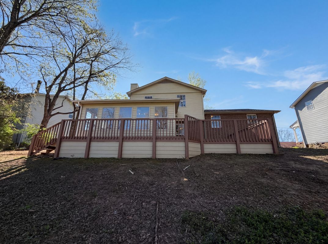 Photo 18 of 21 of 5148 Roxborough Dr, Hermitage, TN