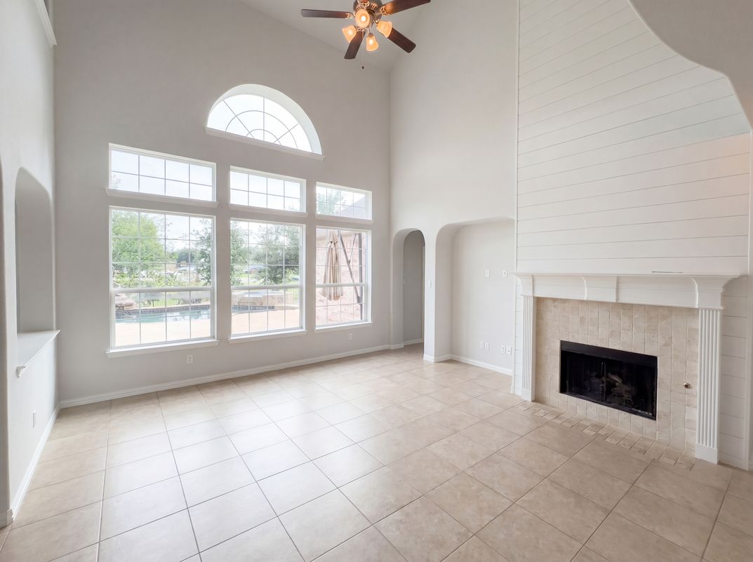 Property photo 3 of 3105 Bridgewater Dr