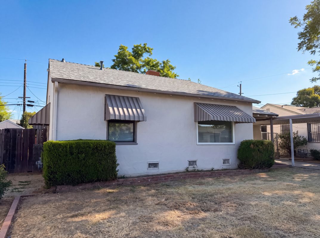 Photo 38 of 41 of 4601 Summit Way, Sacramento, CA