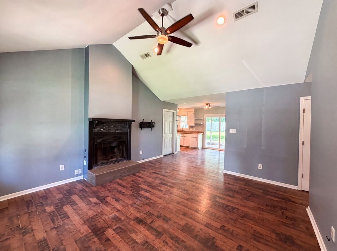 Photo 6 of 18 of 117 Azalea Rd, Goose Creek, SC