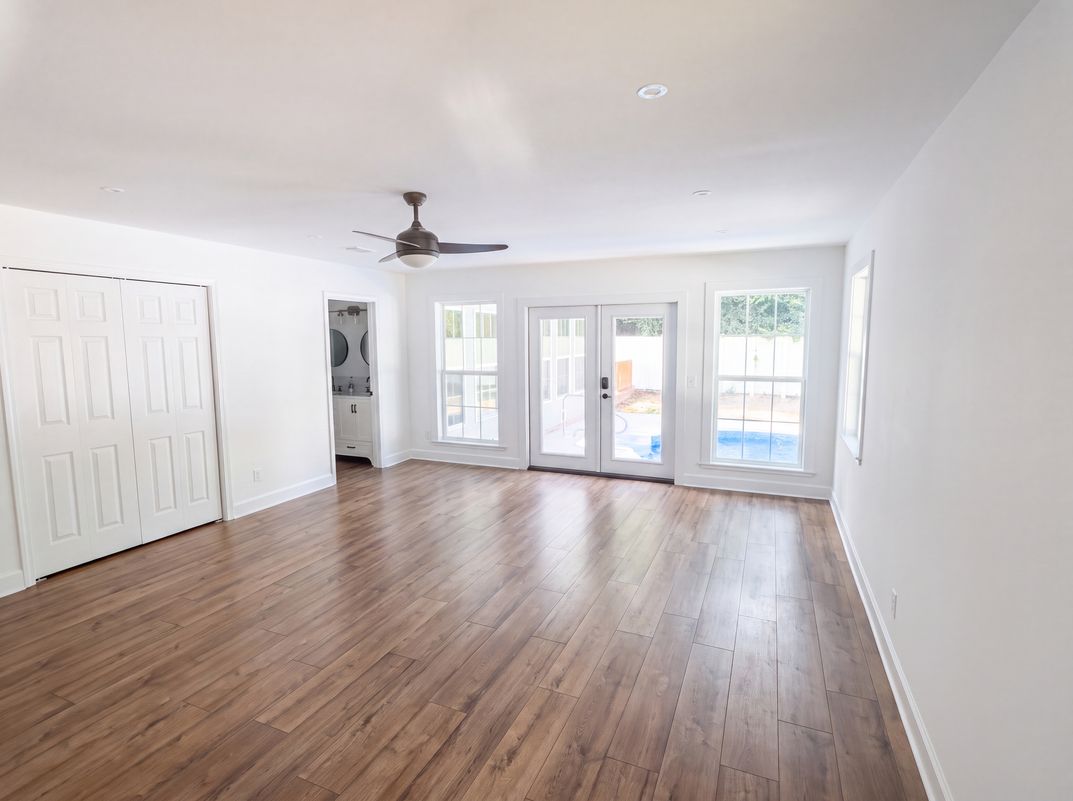 Photo 4 of 26 of 1625 Windsor Dr, Waycross, GA