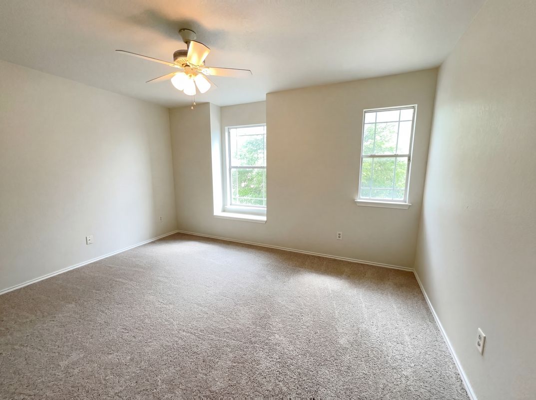 Photo 15 of 18 of 8807 Mesa Vis, San Antonio, TX