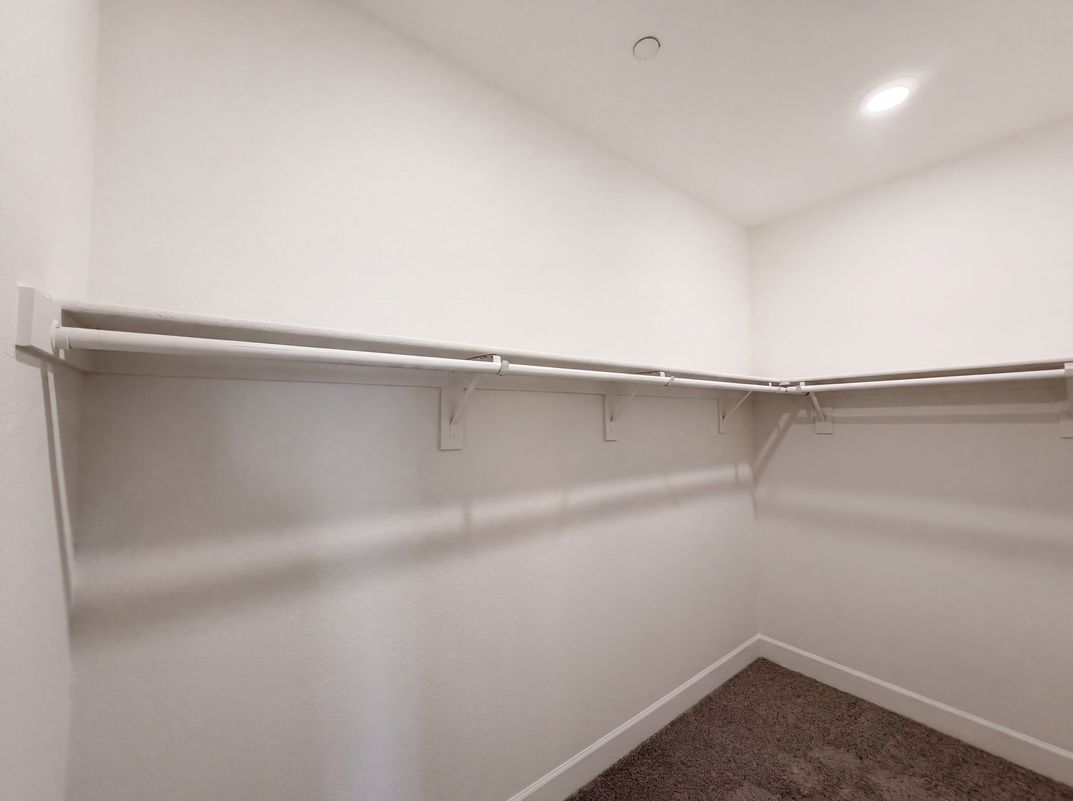 Photo 17 of 40 of 1216 Hamel Way, Galt, CA