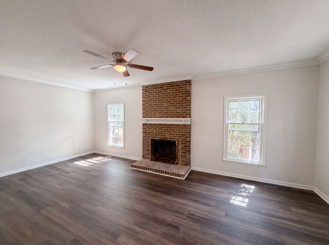 Photo 3 of 16 of 5209 Heelands Ct, Raleigh, NC