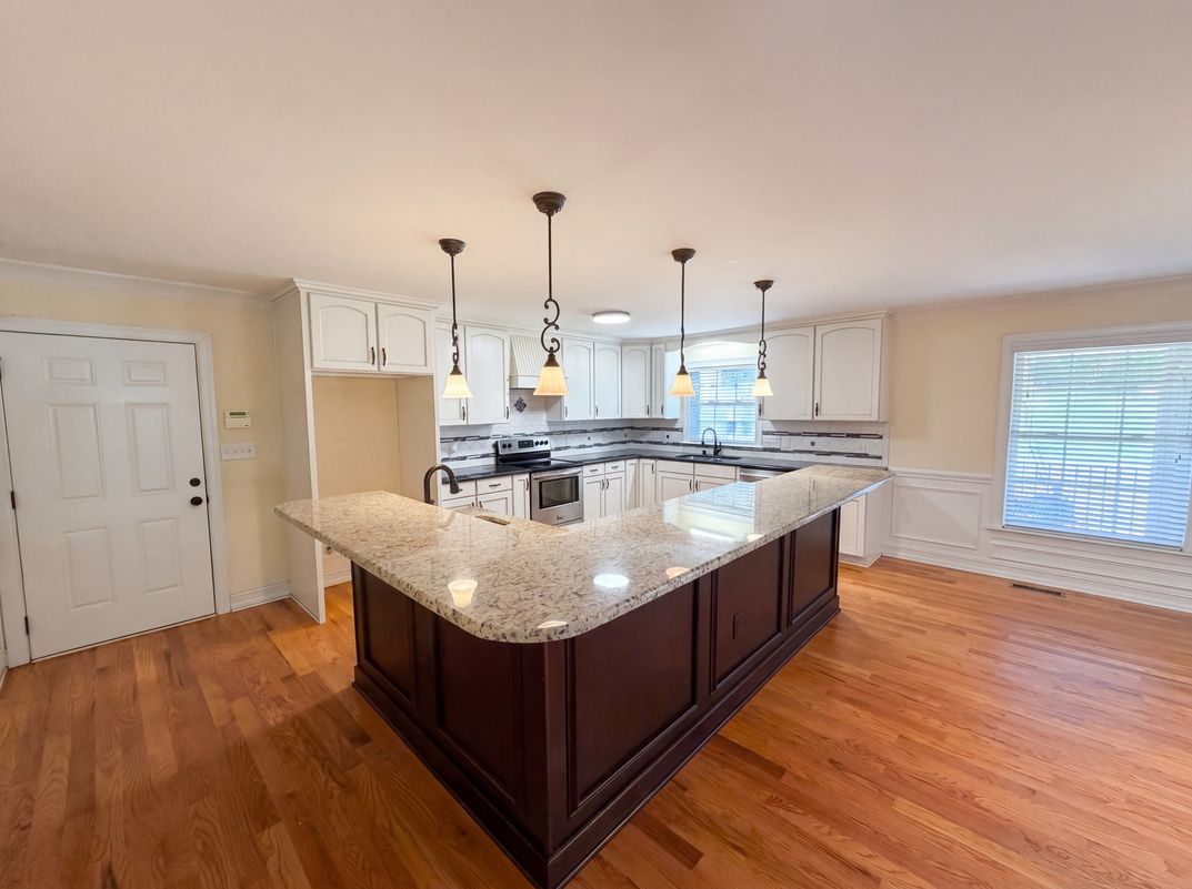 Property photo 2 of 134 Springway Dr