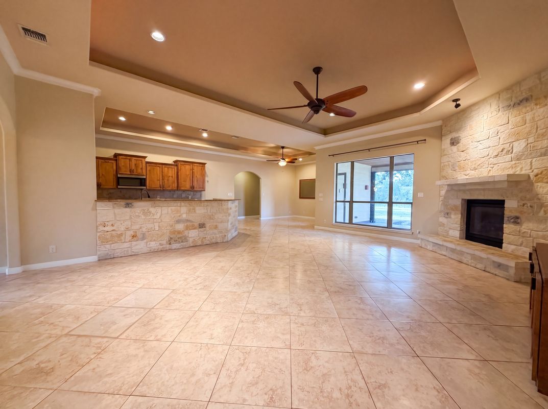 Photo 7 of 23 of 197 Vintage Ranch Cir, La Vernia, TX