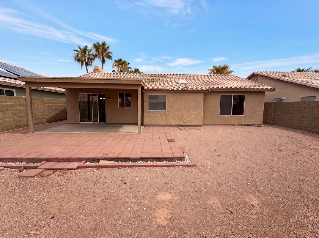Photo 5 of 25 of 2945 E Hononegh Dr, Phoenix, AZ