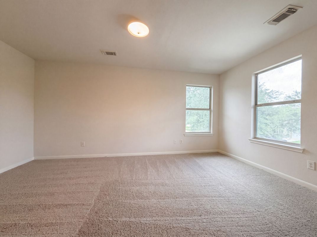 Photo 10 of 20 of 2646 Skyview Trace Ct, Houston, TX