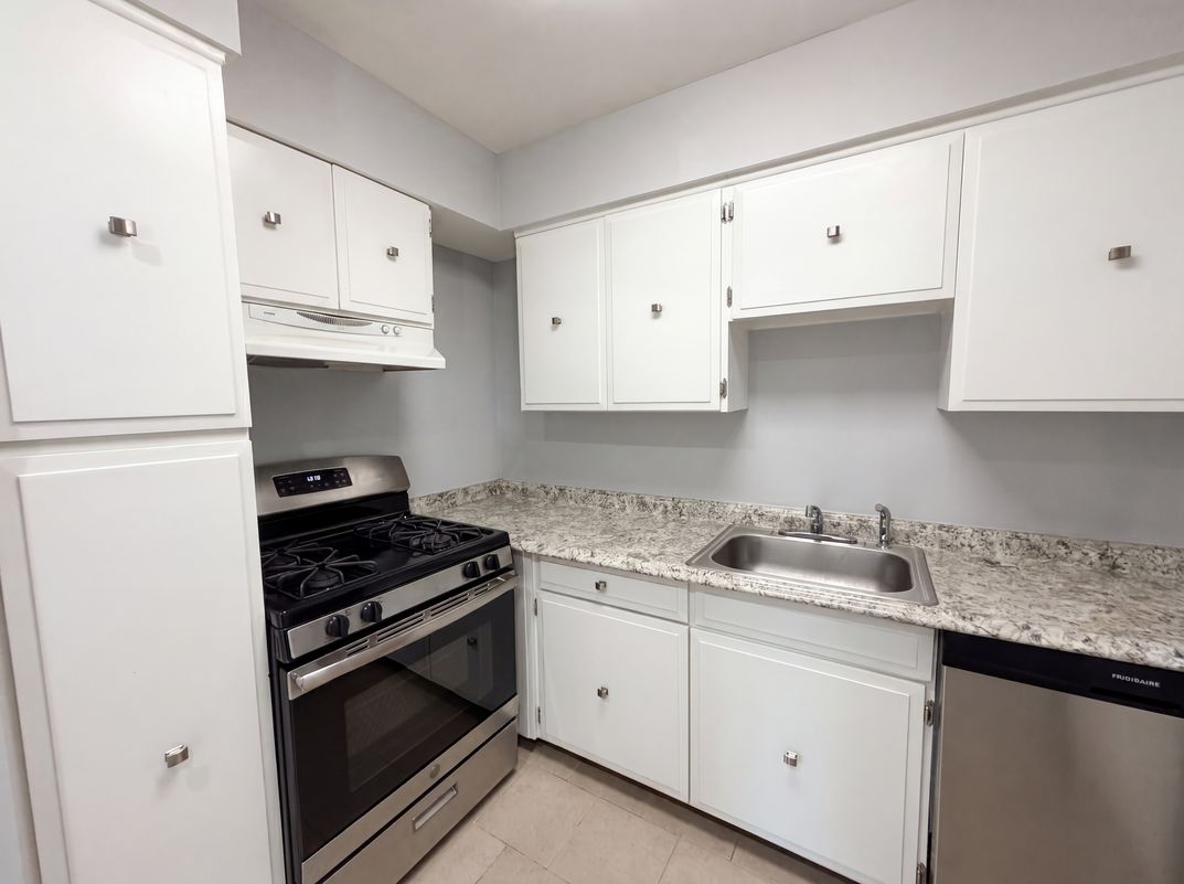 Photo 10 of 16 of 9907 Blundon Dr, Silver Spring, MD