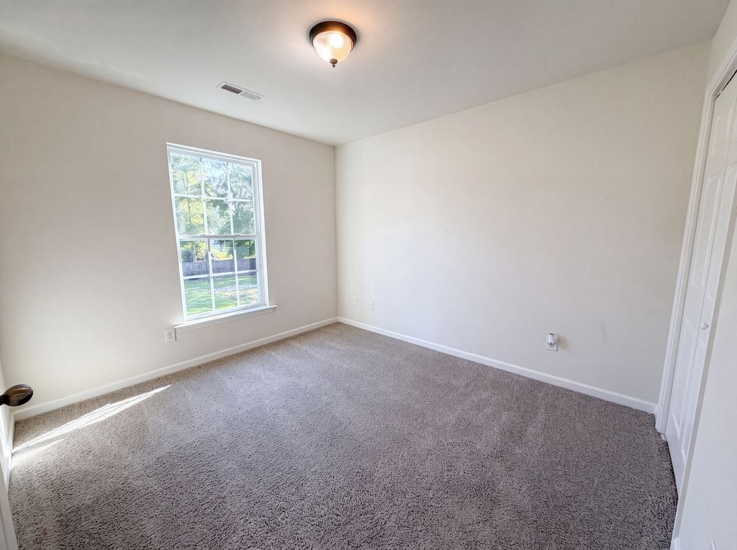 Photo 11 of 24 of 324 Keystone Dr, Hopkins, SC