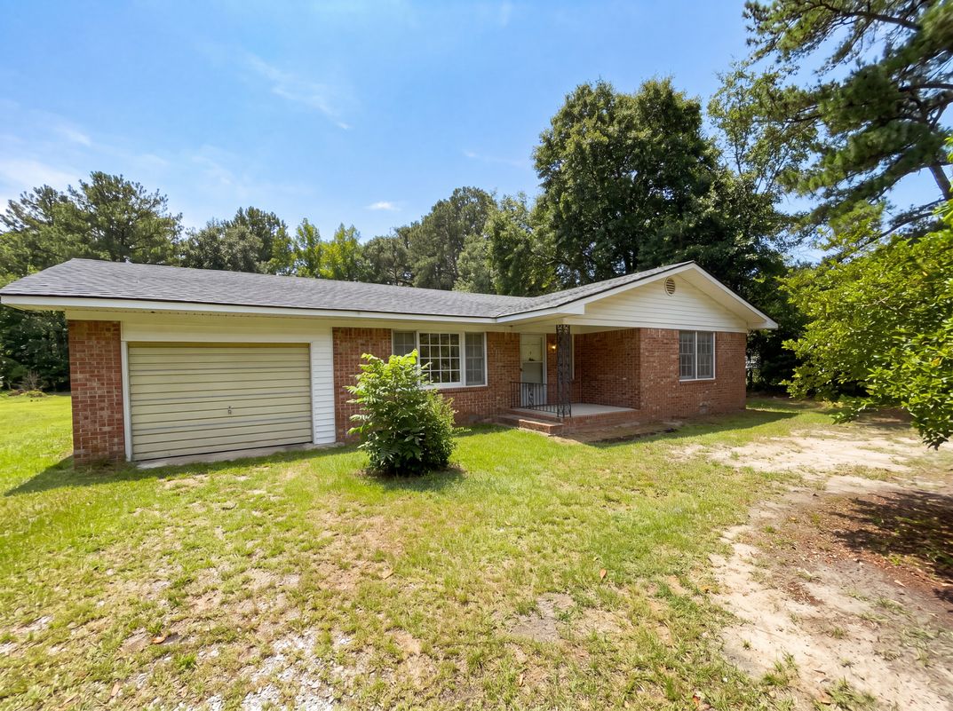 Property photo 1 of 15 Altman Rd
