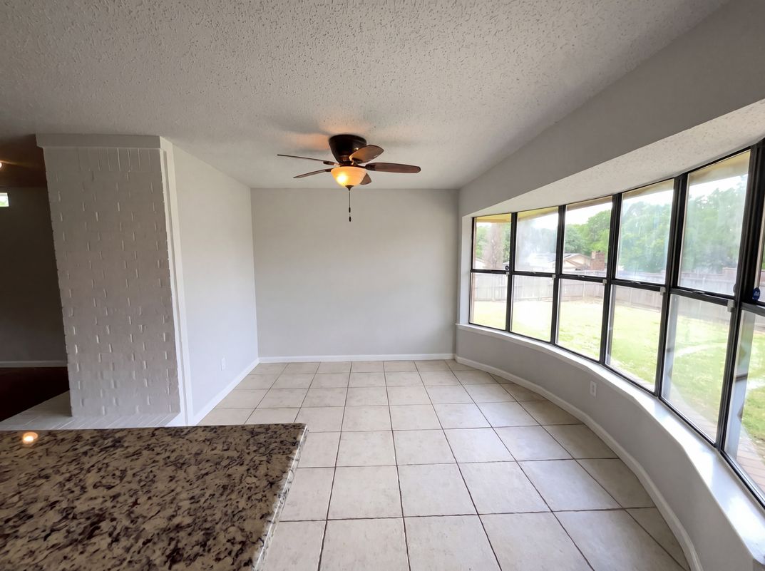 Photo 8 of 16 of 3801 Grecian Ct, Plano, TX