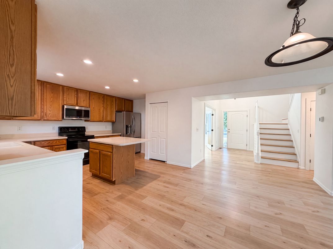 Photo 14 of 48 of 10562 Falcon St, Longmont, CO