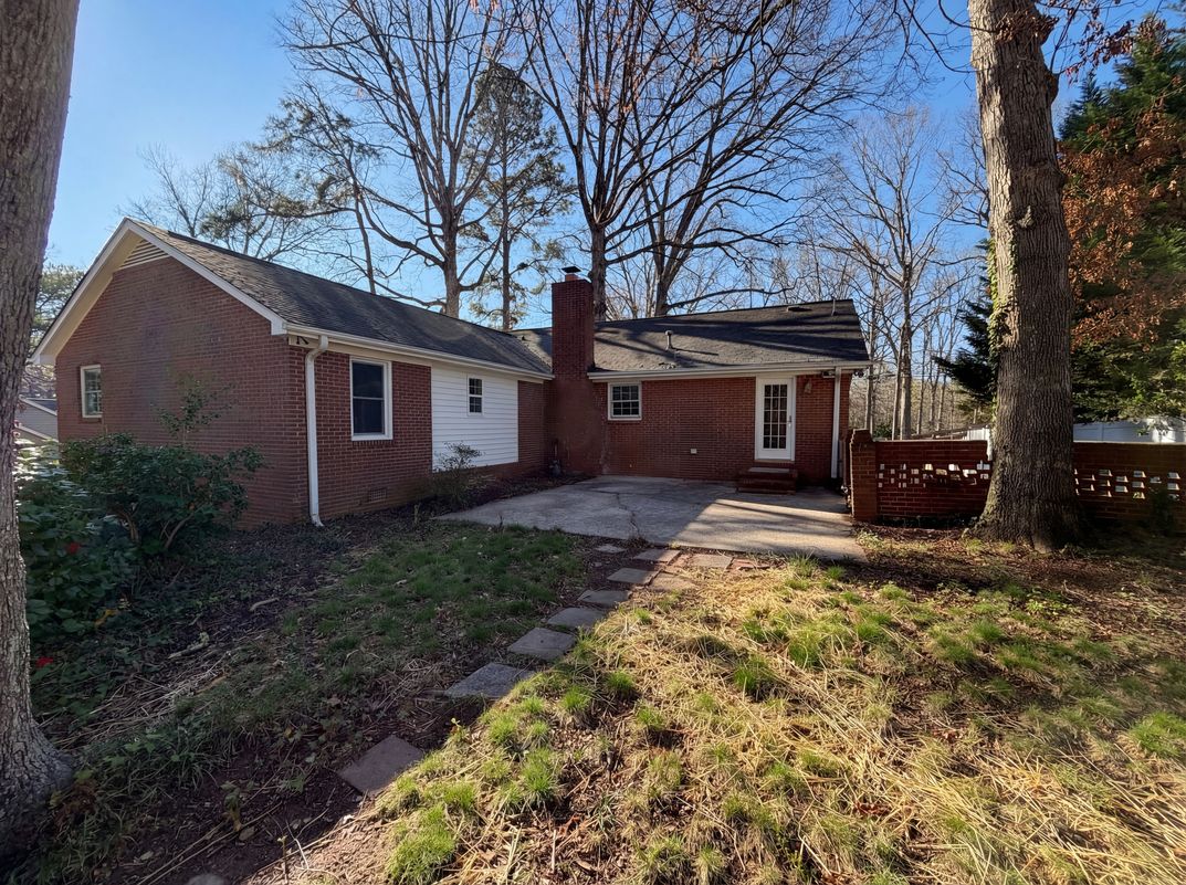 Photo 5 of 20 of 1512 Buckingham Ave, Gastonia, NC