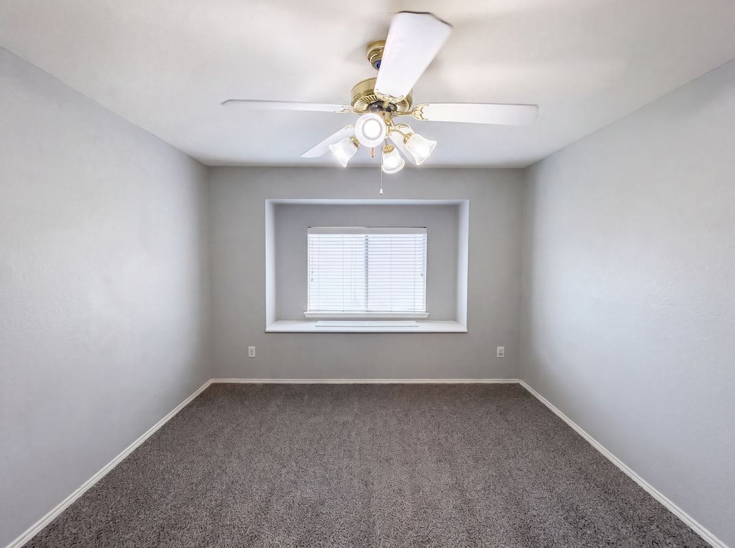 Photo 14 of 27 of 106 Forestview Rd, Hickory Creek, TX