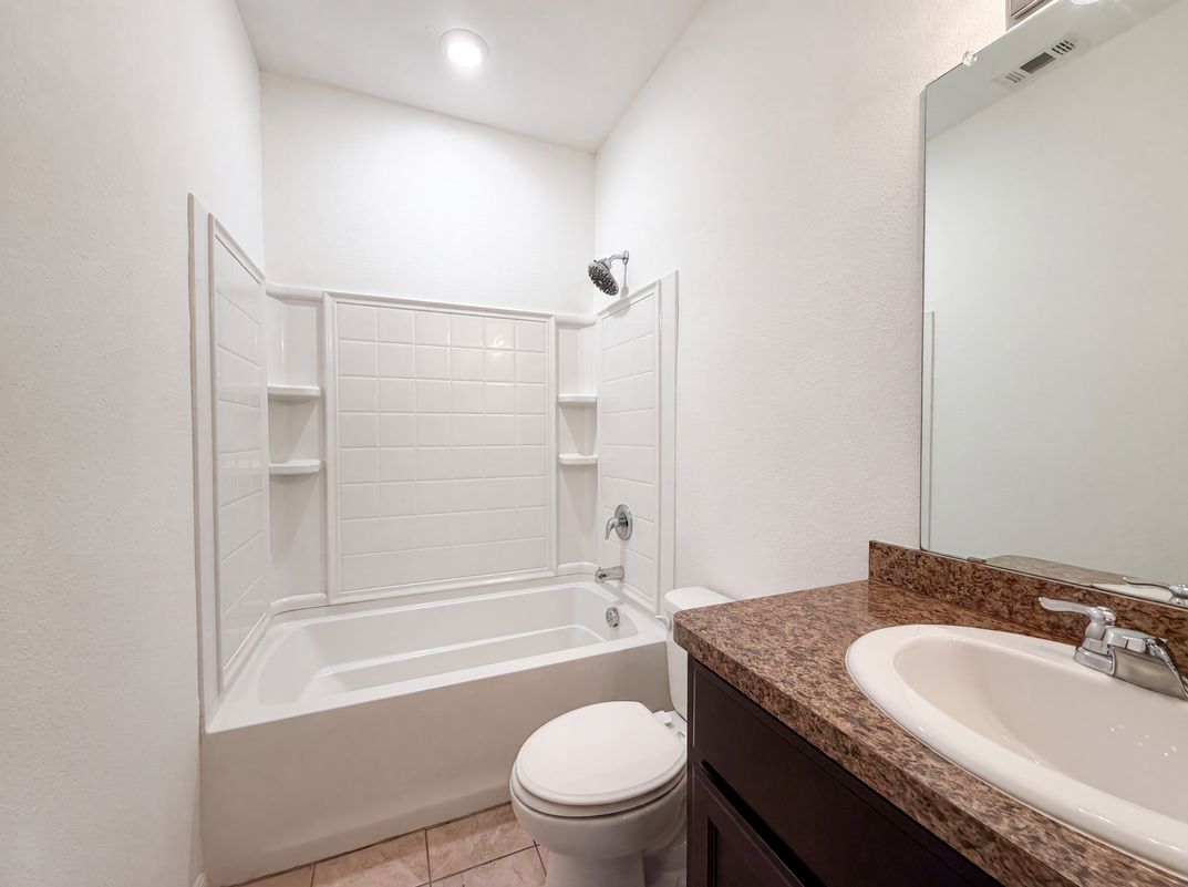 Photo 9 of 16 of 748 Wylie St, Crowley, TX