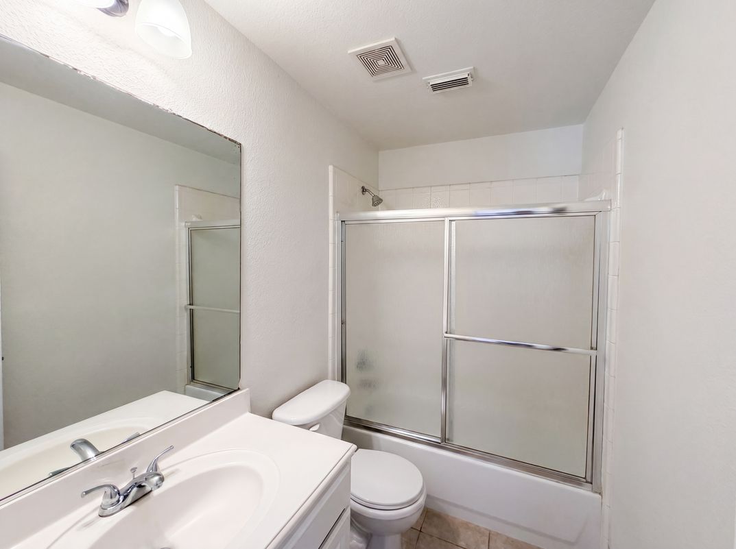 Photo 15 of 22 of 1202 McCormick St, Garland, TX