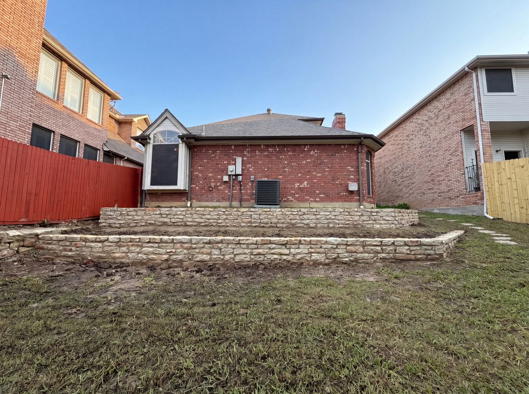 Photo 24 of 27 of 7707 Windmere Ct, Irving, TX