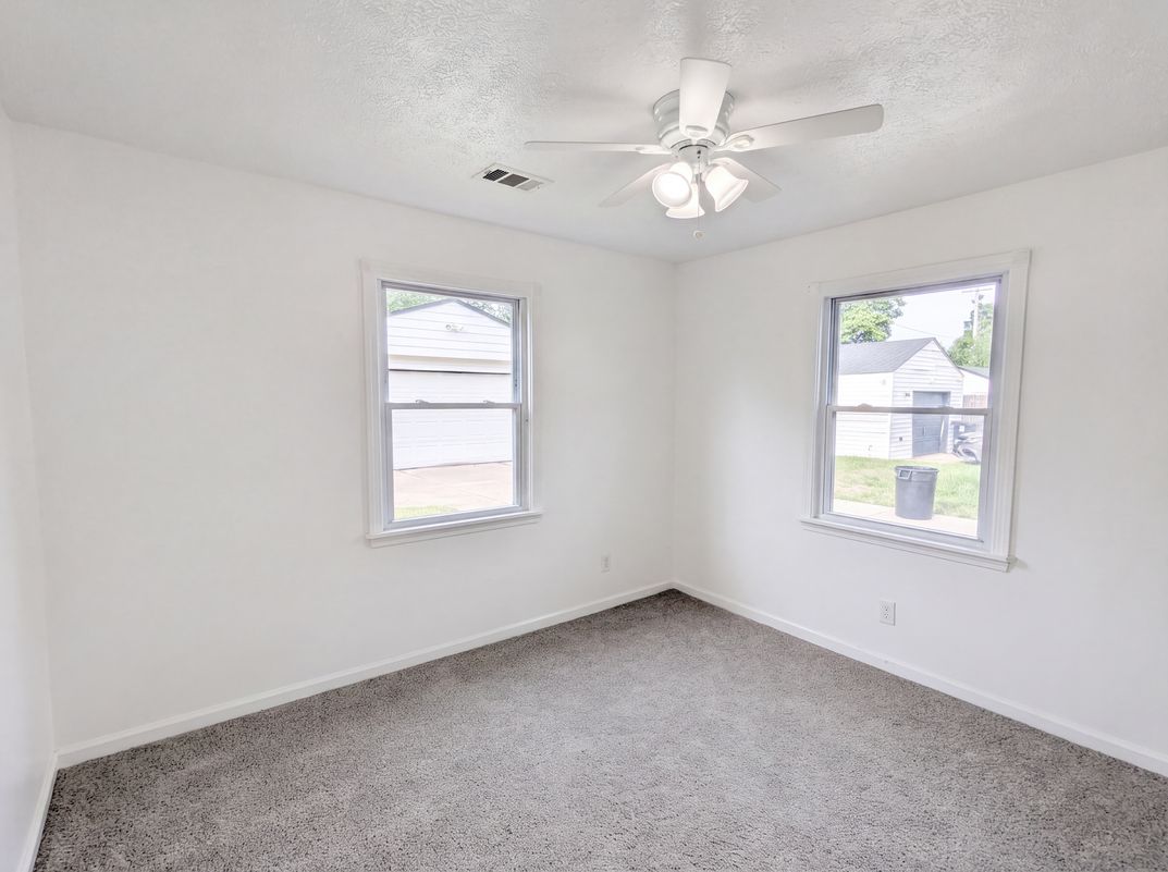 Photo 11 of 19 of 12722 Emery Ave, Cleveland, OH