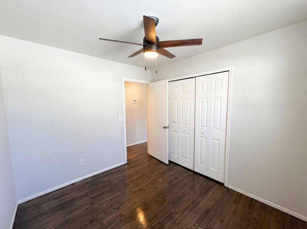 Photo 11 of 24 of 47 Brandywine Cir, Piscataway, NJ