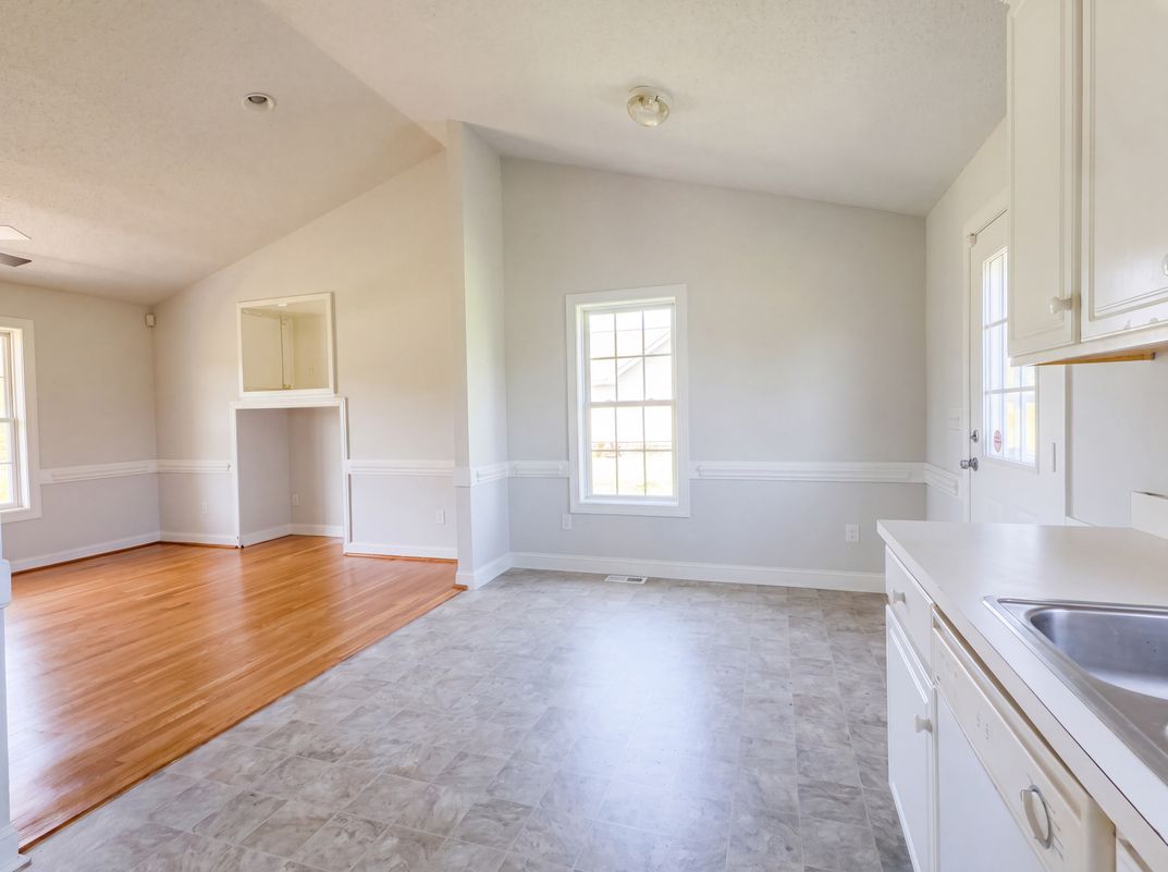 Photo 8 of 23 of 5536 Scuppernong Rd, Wilson, NC