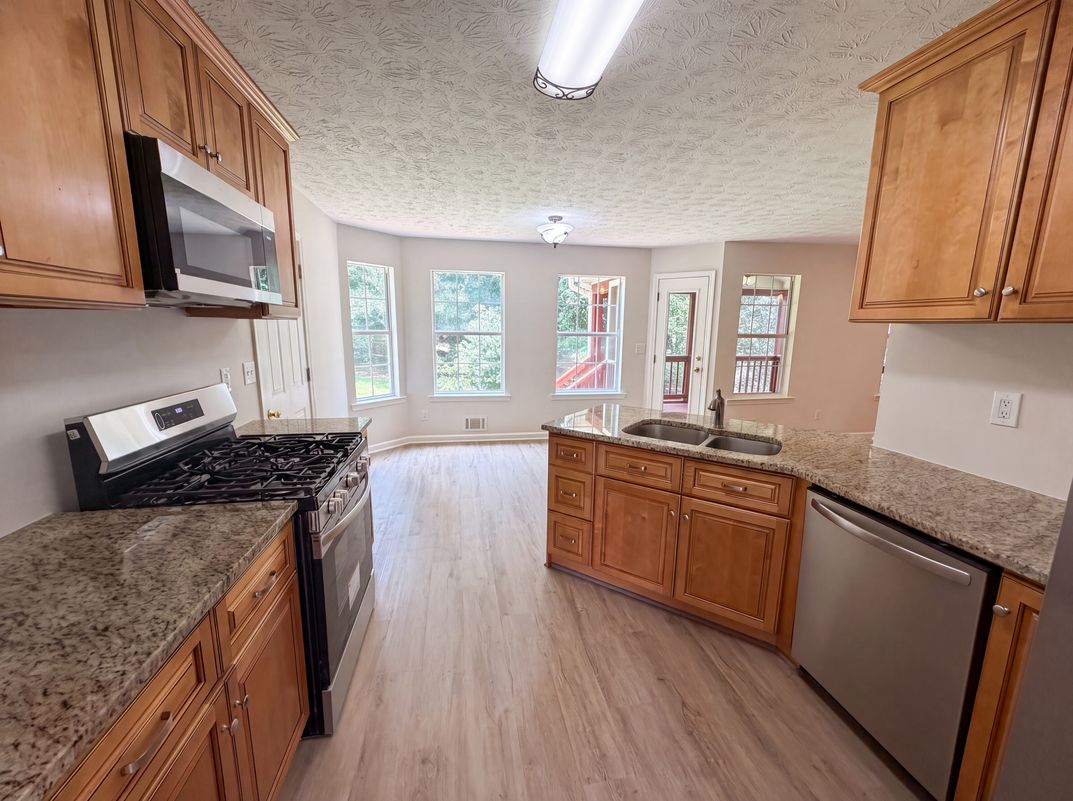 Property photo 2 of 2684 High Point Ct