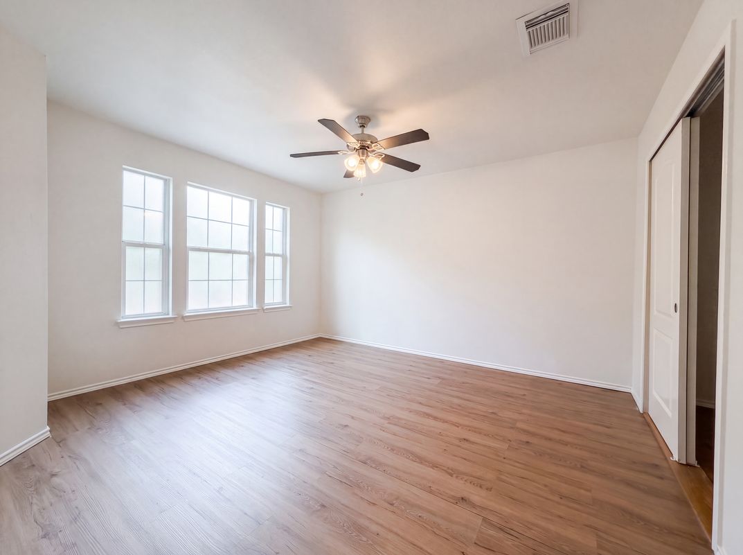 Photo 10 of 18 of 2648 Hunt St, New Braunfels, TX