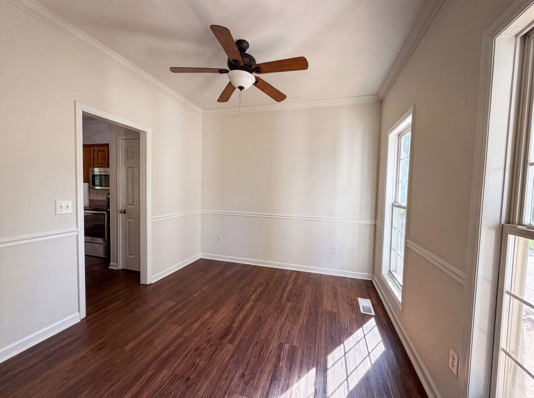 Photo 8 of 28 of 2120 Spring Lake Dr, Spring Hill, TN