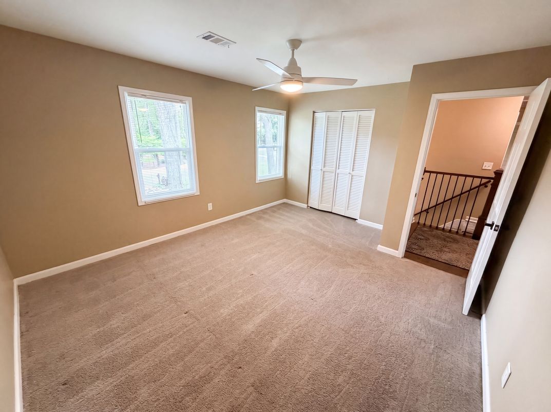 Photo 19 of 38 of 1772 Huntingford Dr, Marietta, GA