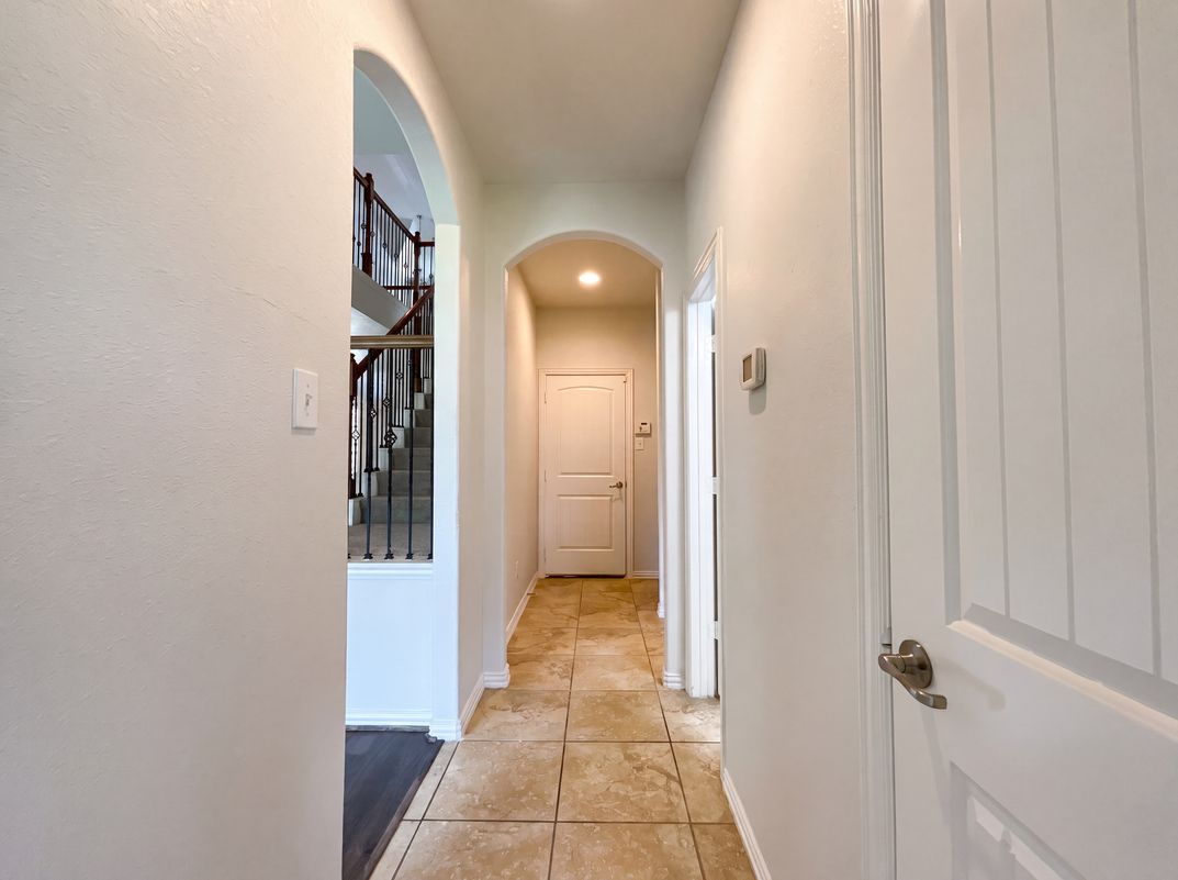 Photo 13 of 22 of 17118 Jetton Park Ln, Humble, TX