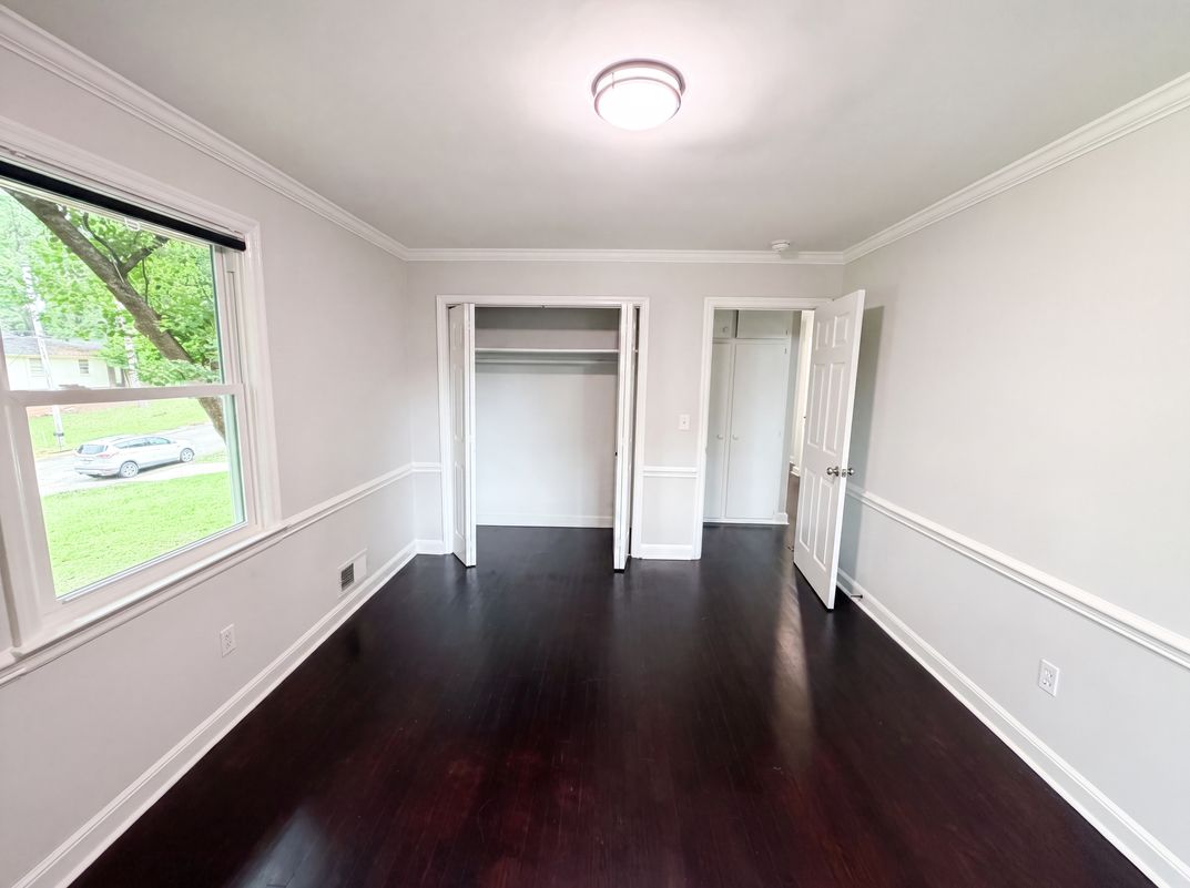 Photo 17 of 29 of 1710 Fairhaven Dr, Columbia, SC