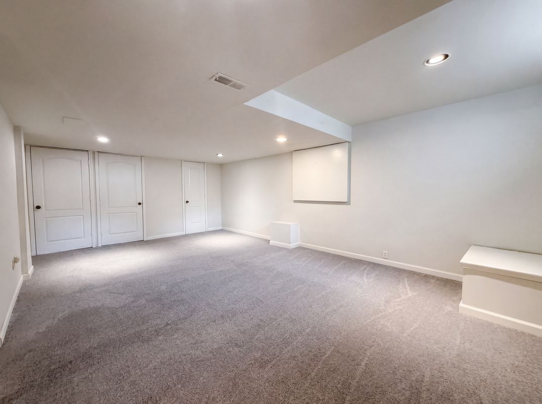 Photo 34 of 44 of 7966 Lazelle Woods Dr, Westerville, OH