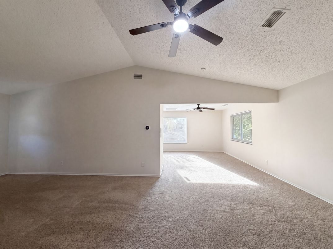 Photo 11 of 40 of 37 Osprey St, Safety Harbor, FL