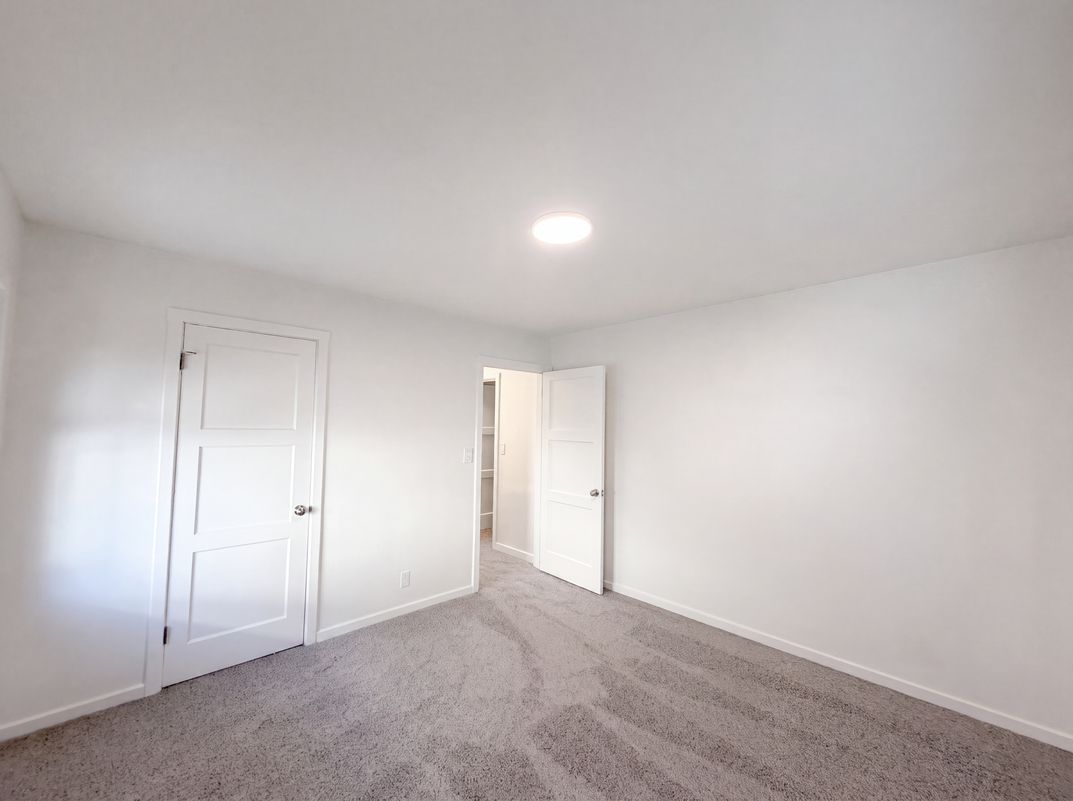 Photo 29 of 41 of 4601 Summit Way, Sacramento, CA