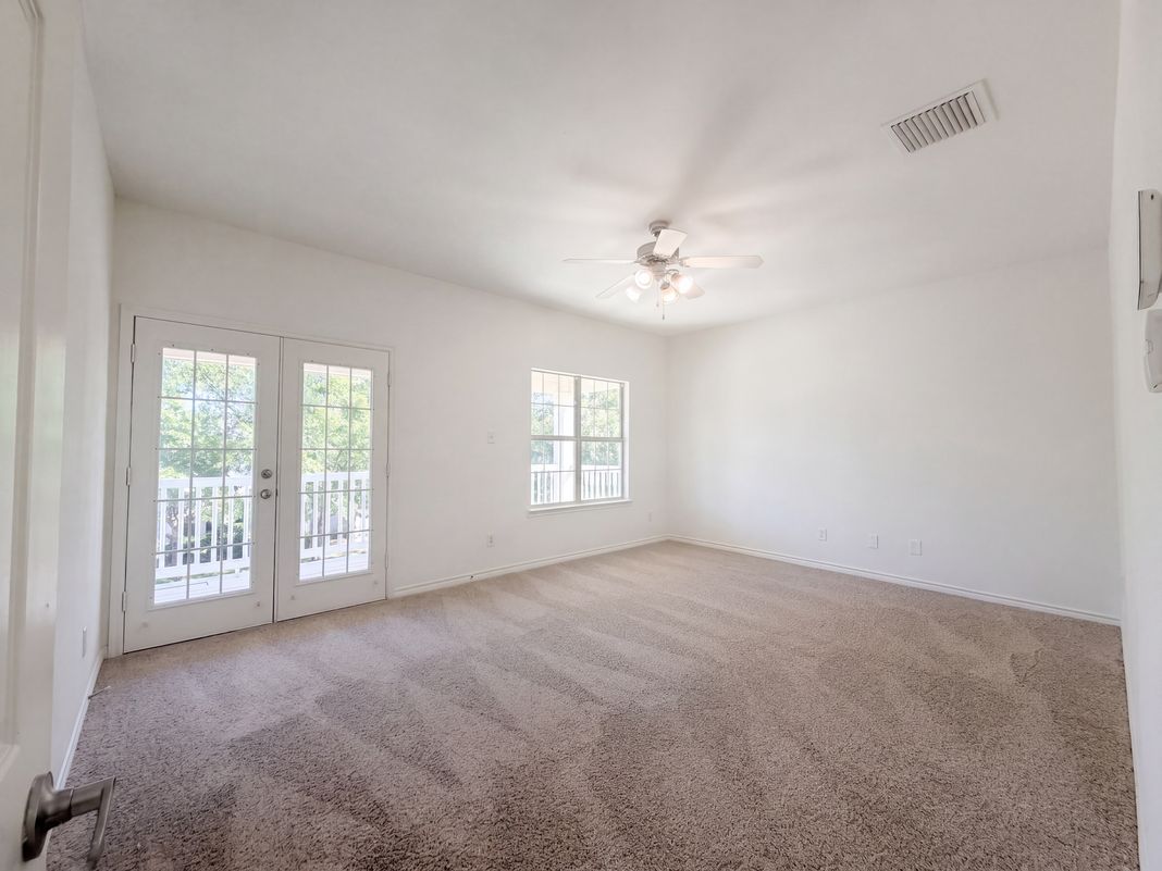 Photo 10 of 20 of 1232 Spanish Moss Dr, Savannah, TX