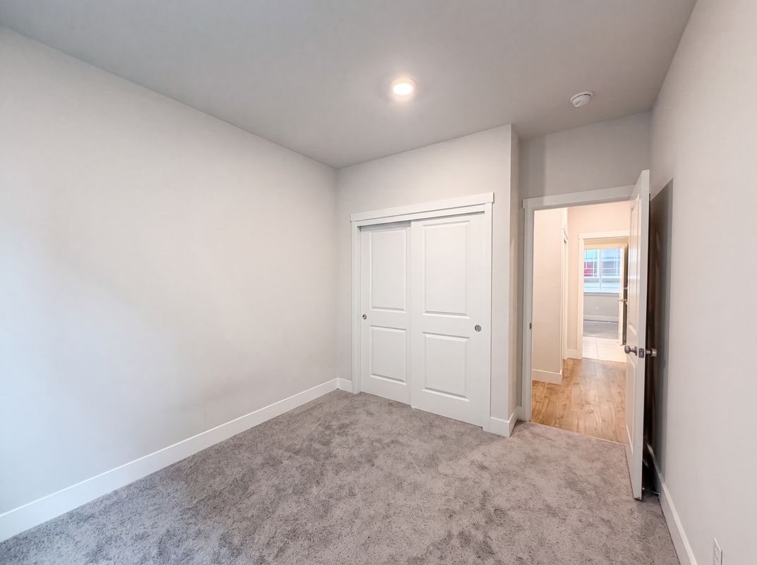 Photo 10 of 23 of 18404 SW Sugarloaf Ln, Beaverton, OR