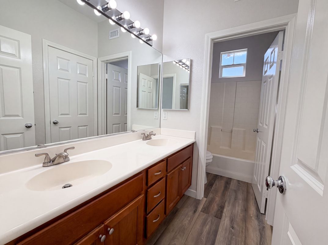 Photo 18 of 25 of 41534 King Palm Ave, Murrieta, CA