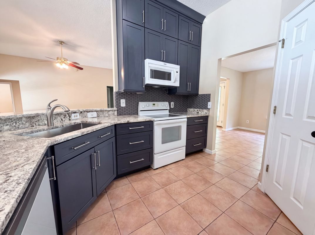 Property photo 2 of 2775 Ravines Rd