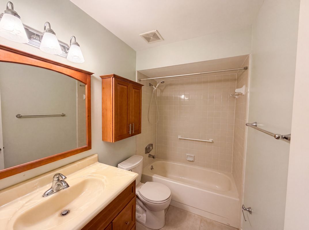 Photo 11 of 18 of 1393 San Diego Ct, Winter Springs, FL